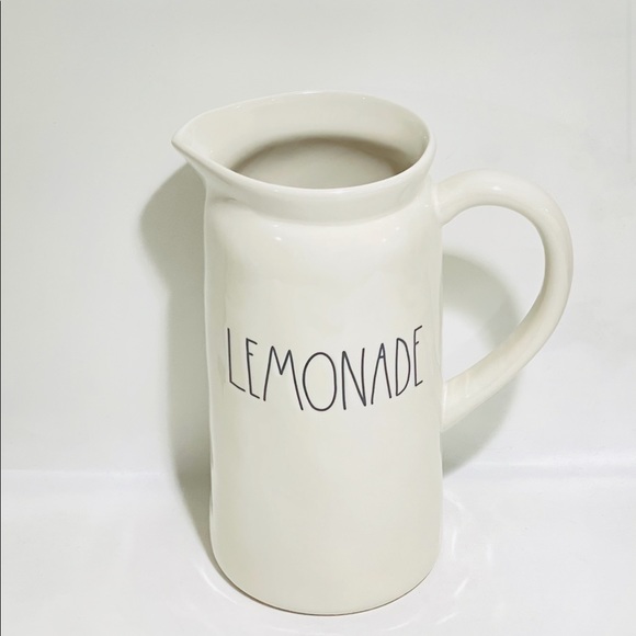 Rae Dunn Accessories - RAE DUNN LEMONADE 🍋 PITCHER
